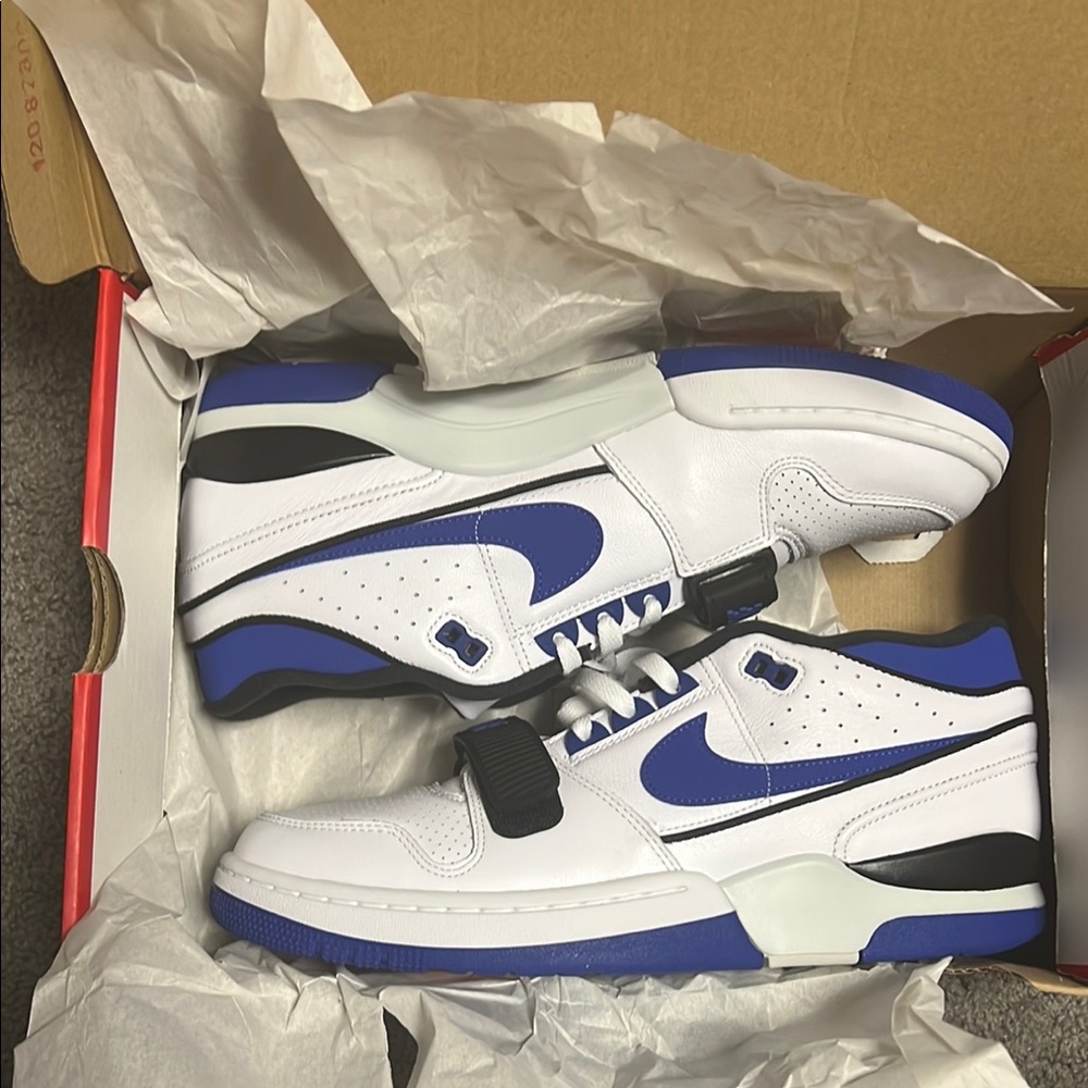 Nike Men's White and Blue Air Alpha Force 88'